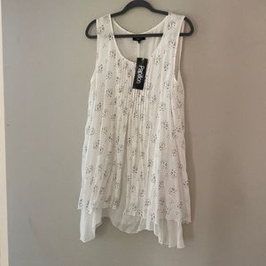 Papillon white layered tunic. Size L.-NWT. Embroidered delicate floral design
